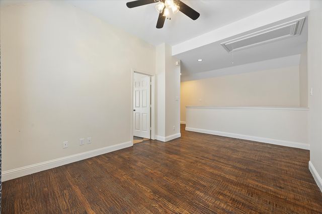 946 Briar Oaks Drive, Rockwall, TX 75087