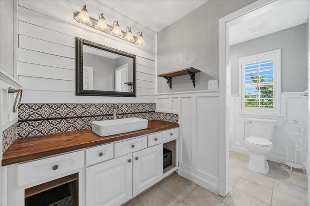 946 Briar Oaks Drive, Rockwall, TX 75087