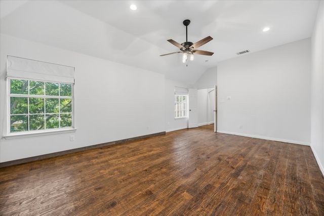946 Briar Oaks Drive, Rockwall, TX 75087