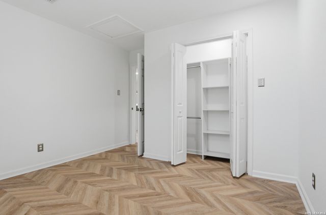 1210 summit, San Antonio, TX 78201