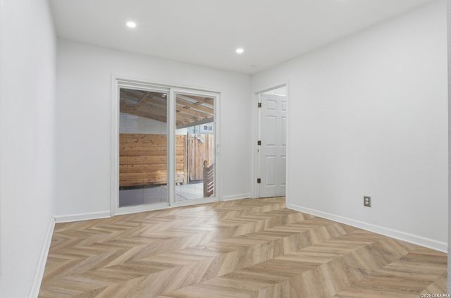 1210 summit, San Antonio, TX 78201