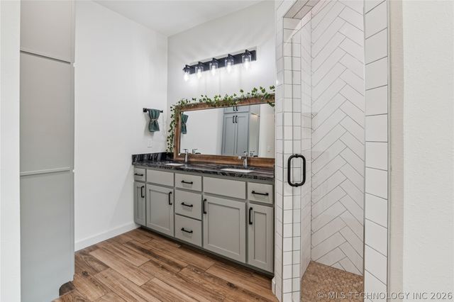 16064 S 4210 Road, Claremore, OK 74017