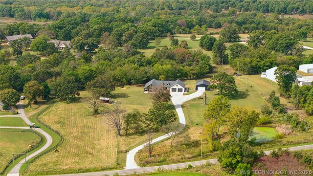16064 S 4210 Road, Claremore, OK 74017