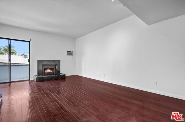 3665 Empire Drive 7, Los Angeles, CA 90034