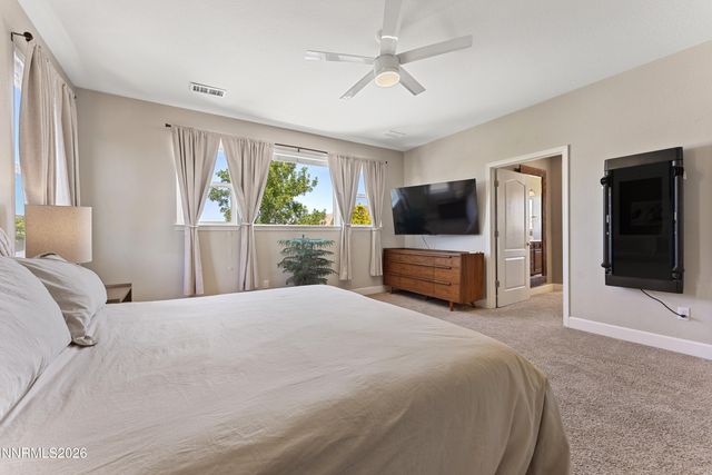 1935 Fledge Creek Drive, Reno, NV 89521