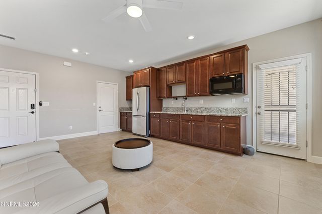 1935 Fledge Creek Drive, Reno, NV 89521