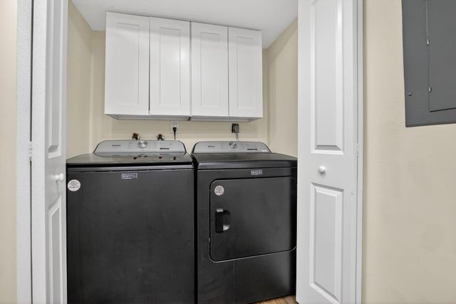 721 E Coco Plum Circle 5, Plantation, FL 33324