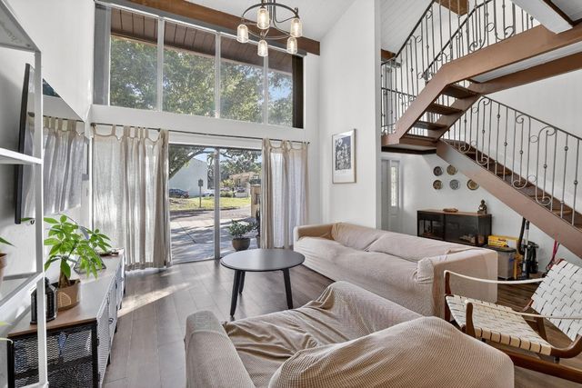 721 E Coco Plum Circle 5, Plantation, FL 33324