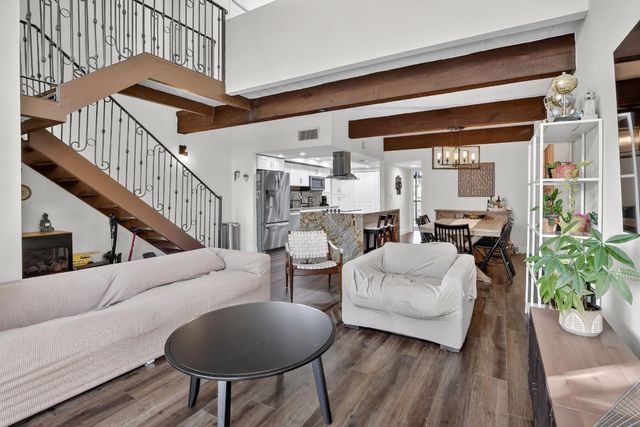 721 E Coco Plum Circle 5, Plantation, FL 33324