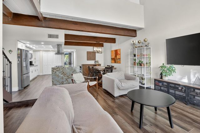 721 E Coco Plum Circle 5, Plantation, FL 33324