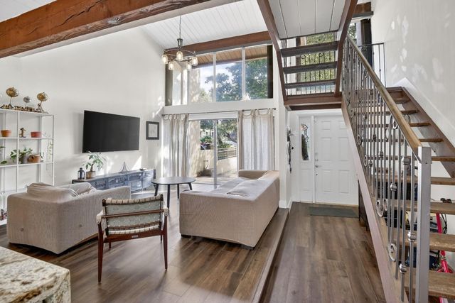 721 E Coco Plum Circle 5, Plantation, FL 33324