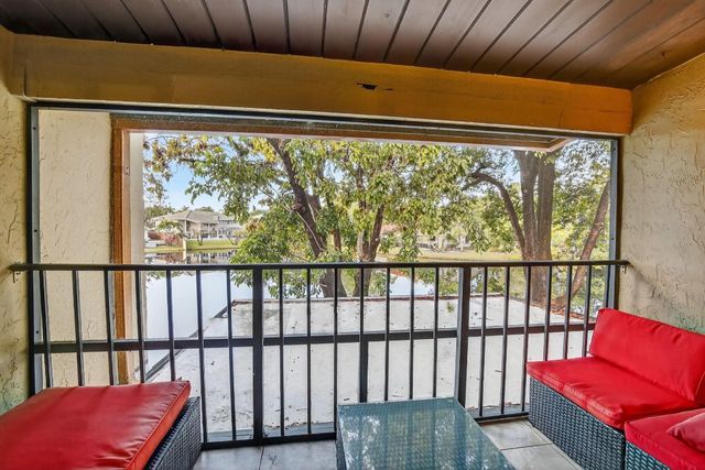 721 E Coco Plum Circle 5, Plantation, FL 33324