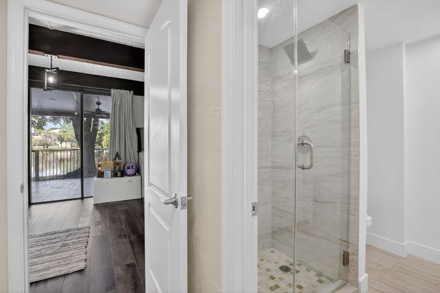 721 E Coco Plum Circle 5, Plantation, FL 33324