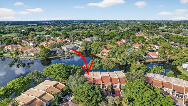 721 E Coco Plum Circle 5, Plantation, FL 33324
