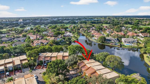 721 E Coco Plum Circle 5, Plantation, FL 33324