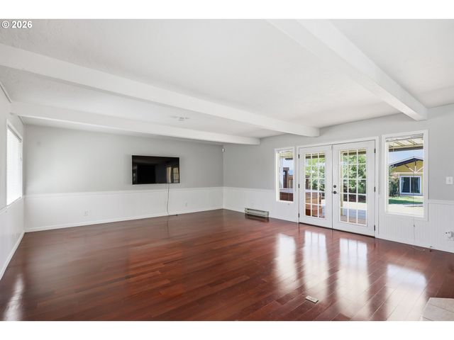 28821 ROYAL Ave, Eugene, OR 97402