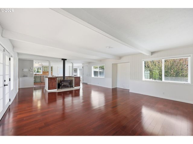 28821 ROYAL Ave, Eugene, OR 97402