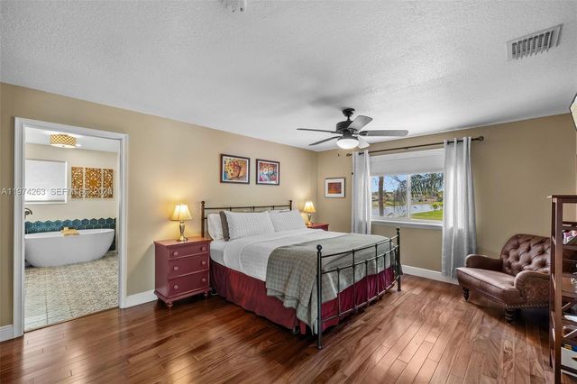 4650 NW 109th Ct, Doral, FL 33178