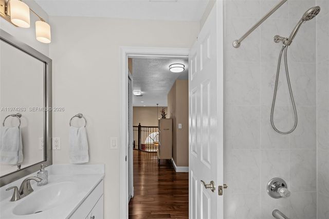 4650 NW 109th Ct, Doral, FL 33178