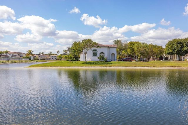 4650 NW 109th Ct, Doral, FL 33178