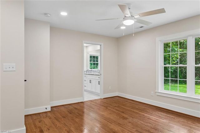 6295 Ark RD, Gloucester, VA 23061
