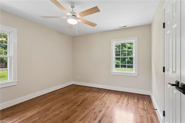 6295 Ark RD, Gloucester, VA 23061