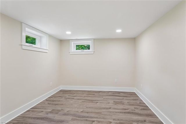 6295 Ark RD, Gloucester, VA 23061