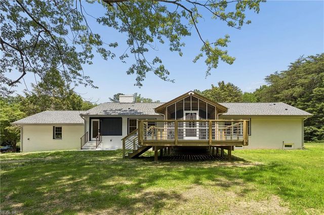 6295 Ark RD, Gloucester, VA 23061