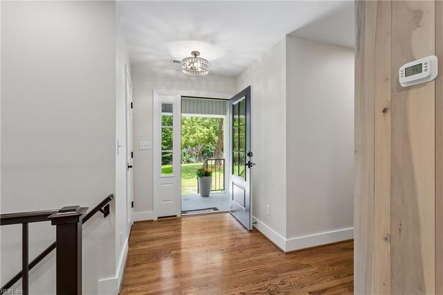 6295 Ark RD, Gloucester, VA 23061