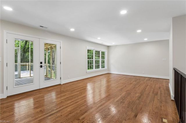 6295 Ark RD, Gloucester, VA 23061