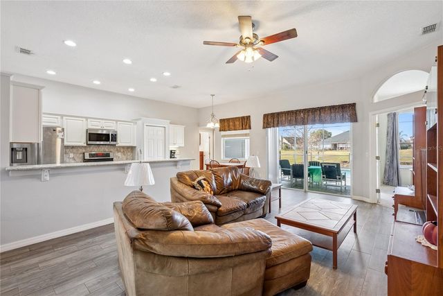 639 LAKEHAVEN CIRCLE, Orlando, FL 32828