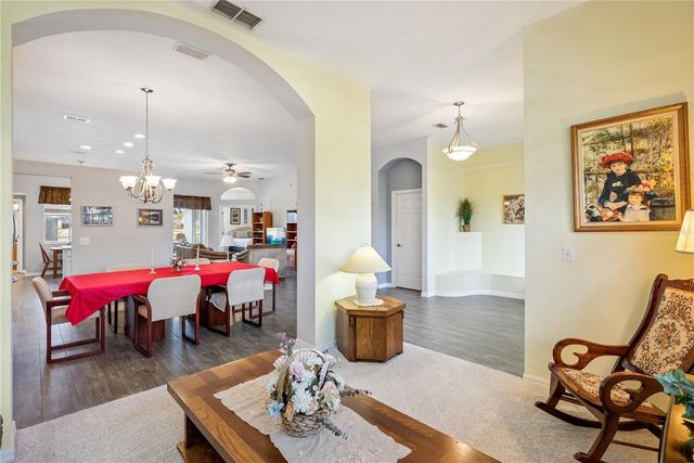 639 LAKEHAVEN CIRCLE, Orlando, FL 32828