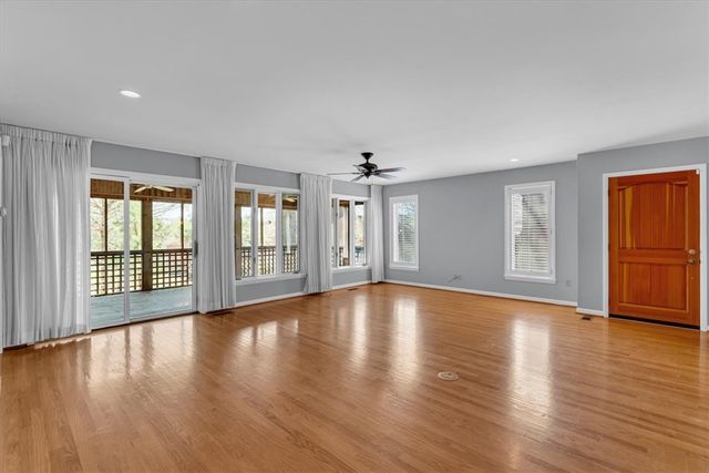 3444 N Greenbriar Drive, Fayetteville, AR 72703