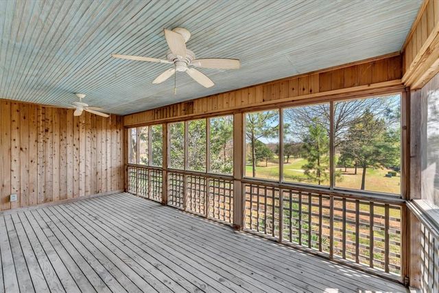 3444 N Greenbriar Drive, Fayetteville, AR 72703