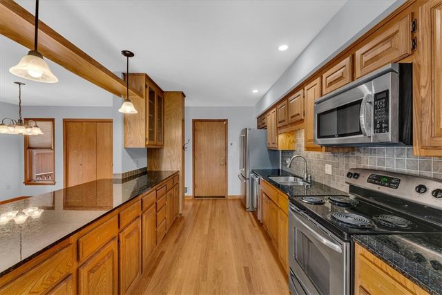 3444 N Greenbriar Drive, Fayetteville, AR 72703
