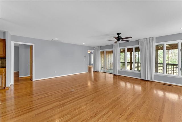 3444 N Greenbriar Drive, Fayetteville, AR 72703