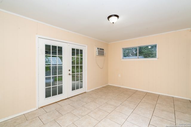 239 Craigmont, San Antonio, TX 78213