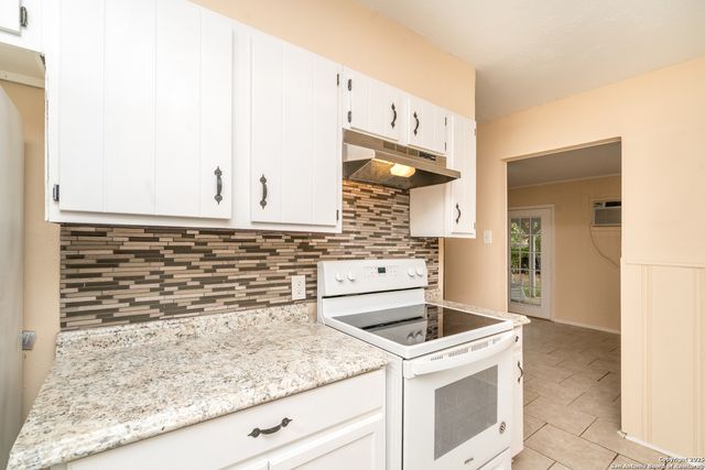 239 Craigmont, San Antonio, TX 78213