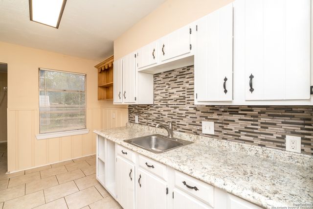 239 Craigmont, San Antonio, TX 78213