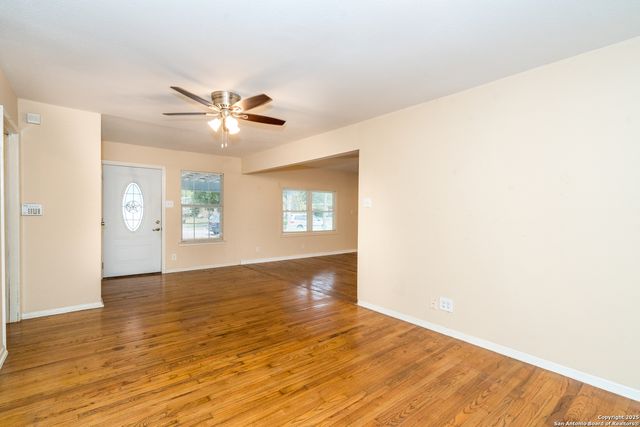 239 Craigmont, San Antonio, TX 78213