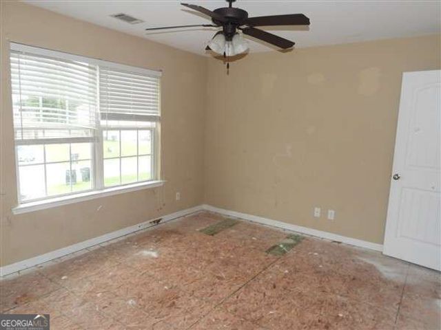 532 Mustang Lane NE, Ludowici, GA 31316