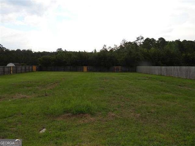 532 Mustang Lane NE, Ludowici, GA 31316