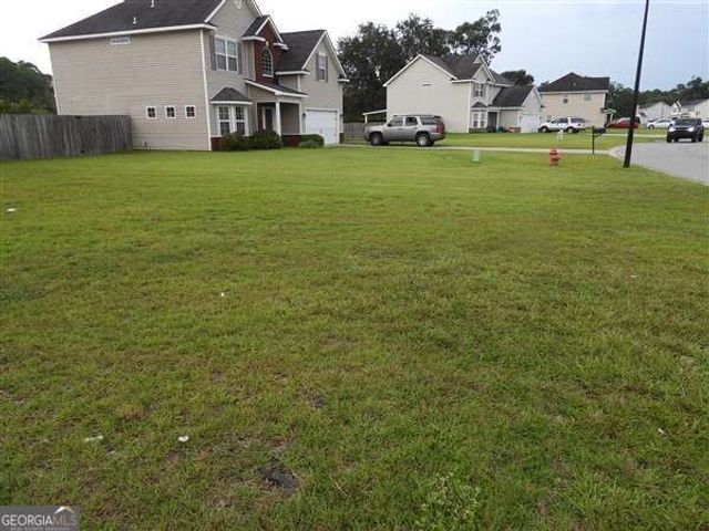 532 Mustang Lane NE, Ludowici, GA 31316