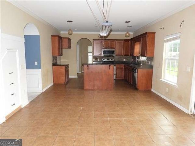 532 Mustang Lane NE, Ludowici, GA 31316