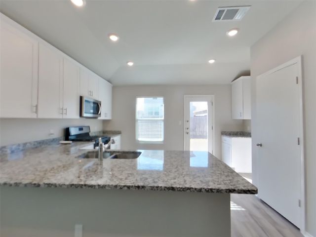 3516 Stride LN, Georgetown, TX 78626