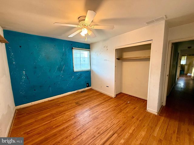 316 JUNIPER DR, Cherry Hill, NJ 08003