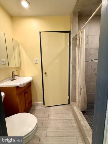 316 JUNIPER DR, Cherry Hill, NJ 08003