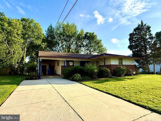 316 JUNIPER DR, Cherry Hill, NJ 08003