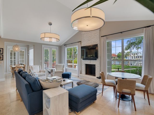 1896 Mooringline Drive, Vero Beach, FL 32963