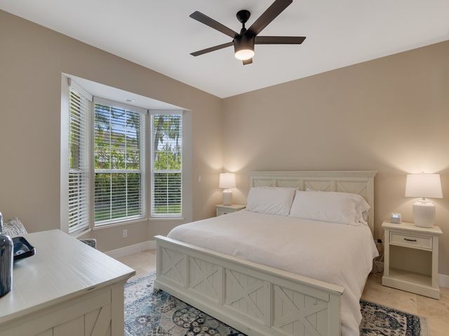 1896 Mooringline Drive, Vero Beach, FL 32963